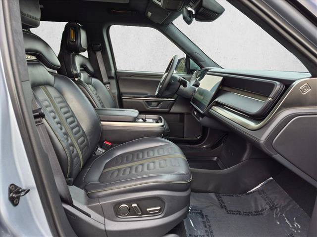 Used 2025 Rivian R1S Adventure AWD/4WD image 20