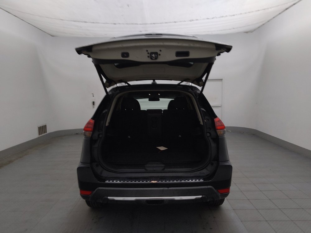 Used 2018 Nissan Rogue SV FWD image 29