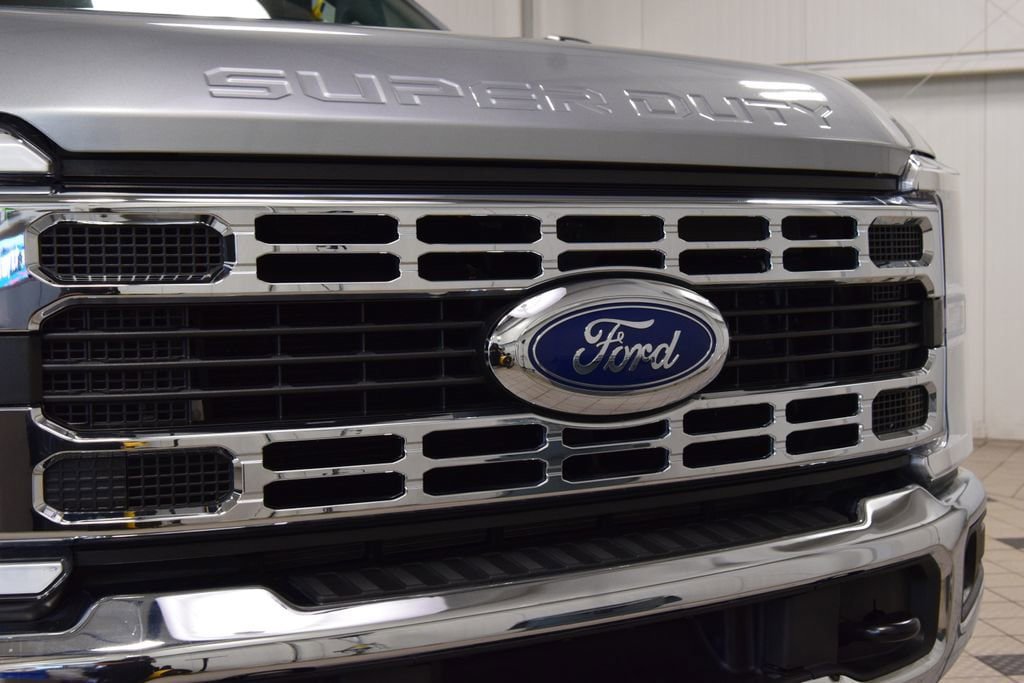 Used 2024 Ford F600 4x4 Regular Cab Super Duty w/ XLT Value Package image 5