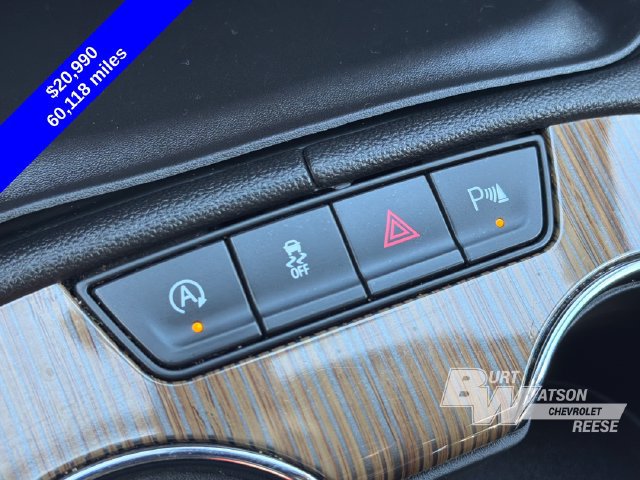 Used 2021 GMC Acadia SLE w/ Driver Convenience Package FWD image 32