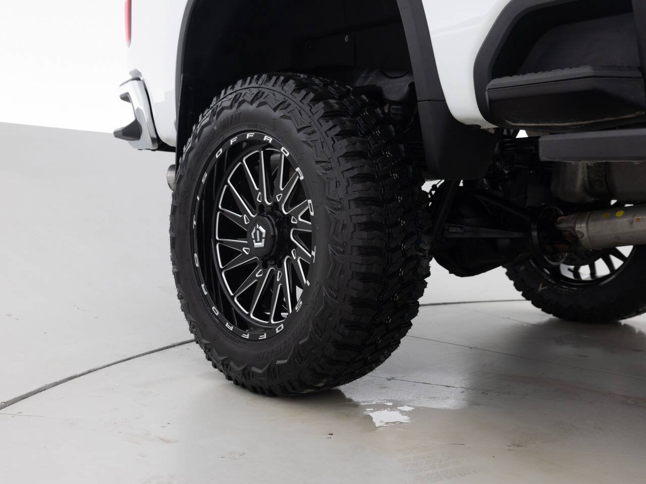 Used 2021 Chevrolet Silverado 2500 LTZ AWD/4WD image 19