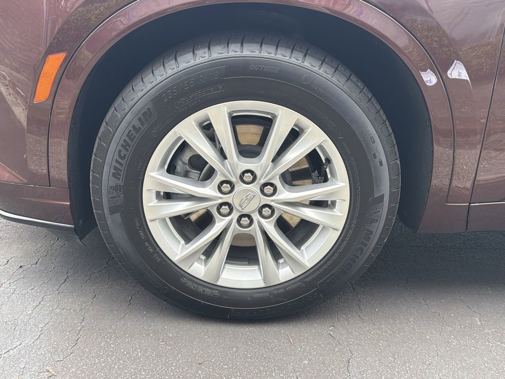 Used 2023 Cadillac XT6 Premium Luxury image 11