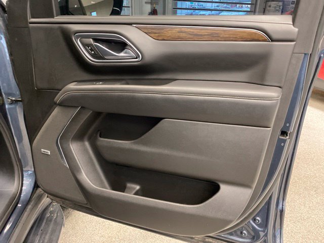 Certified 2021 Chevrolet Tahoe Premier w/ Premium Package AWD/4WD image 17