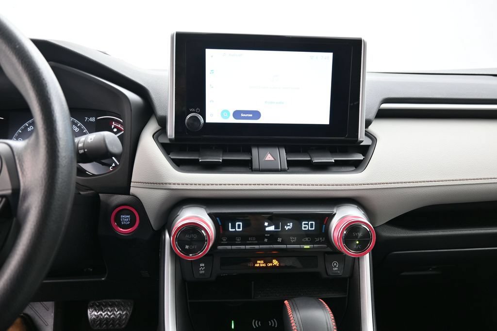 Used 2025 Toyota RAV4 XLE w/ Convenience Package FWD image 12