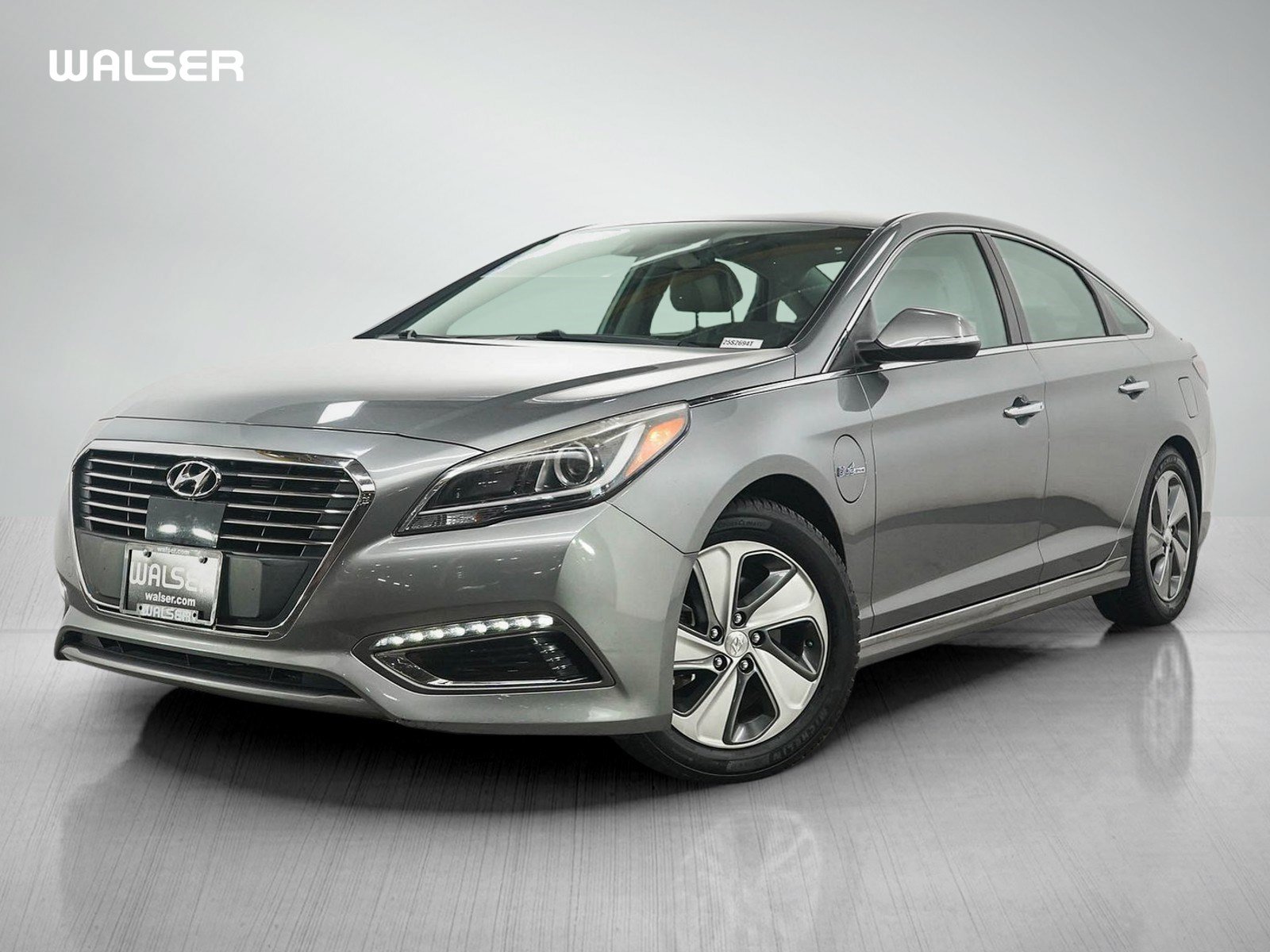 Used 2017 Hyundai Sonata Limited FWD image 1