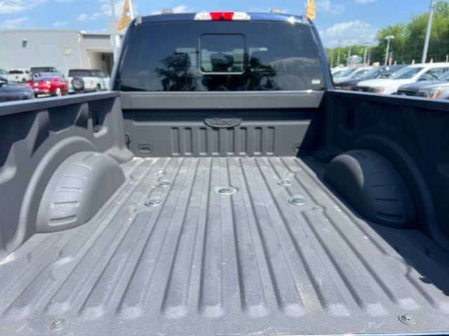 Certified 2021 Ford F350 Lariat w/ Tremor Off-Road Package AWD/4WD image 32