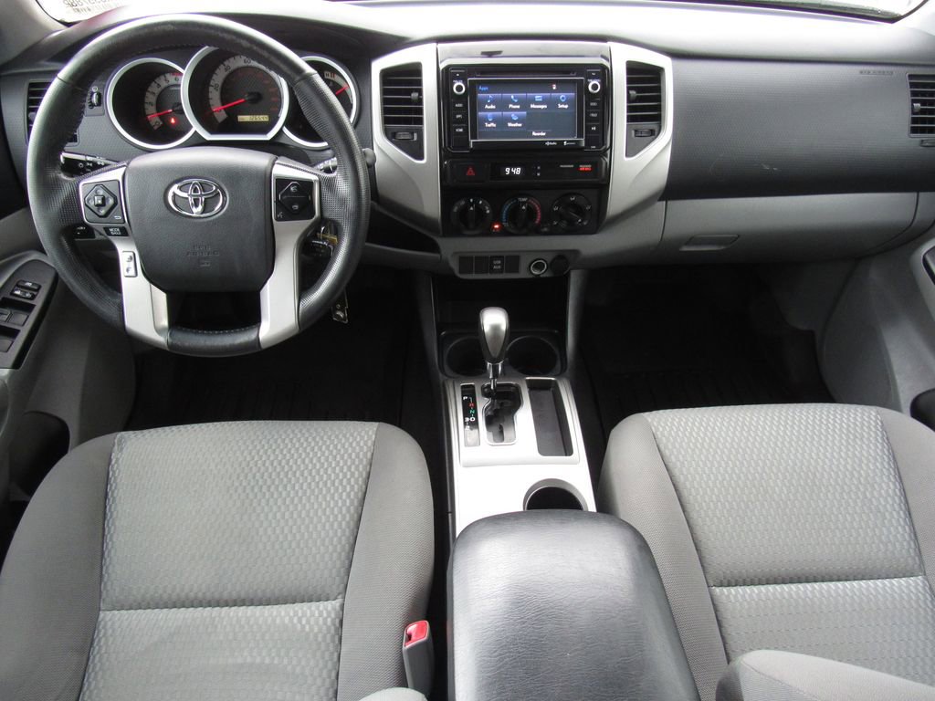 Used 2014 Toyota Tacoma PreRunner w/ SR5 Package RWD image 28