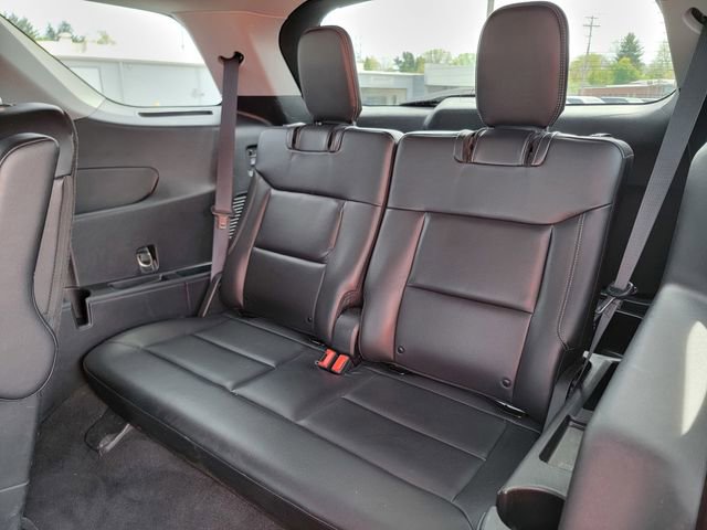 Certified 2022 Ford Explorer XLT w/ Equipment Group 202A AWD/4WD image 22