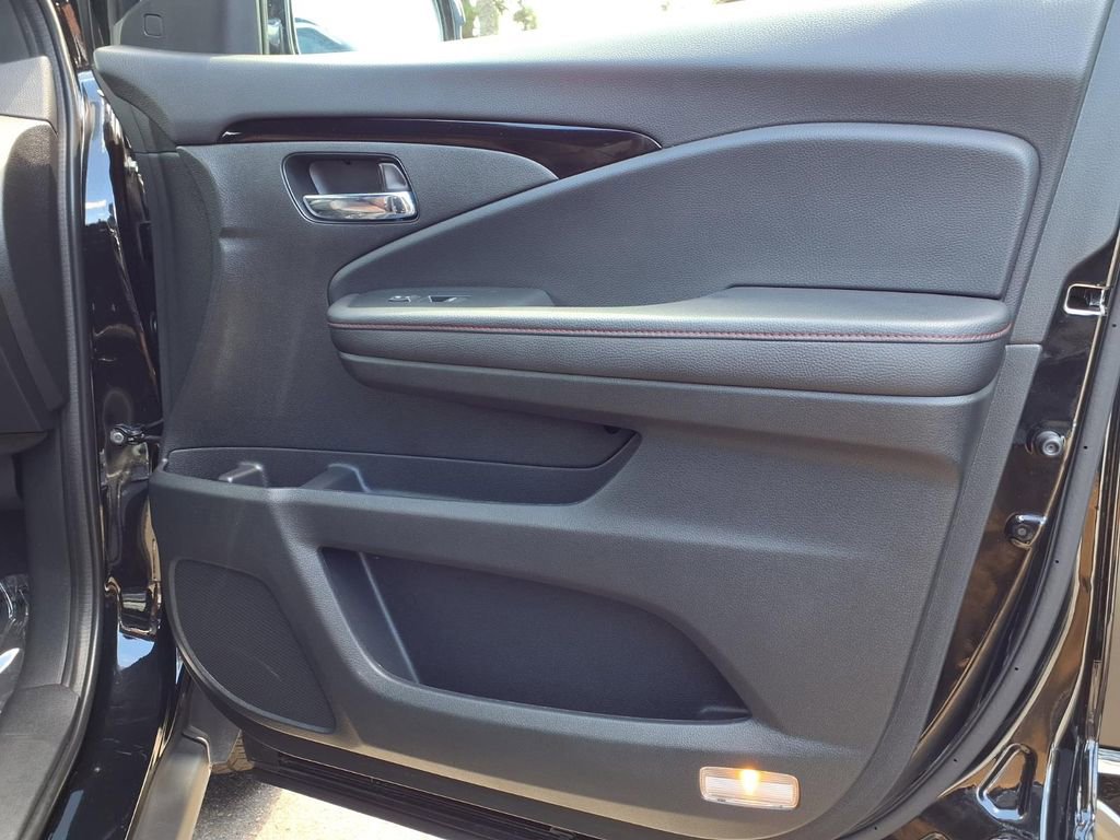 Used 2023 Honda Ridgeline Black Edition image 22