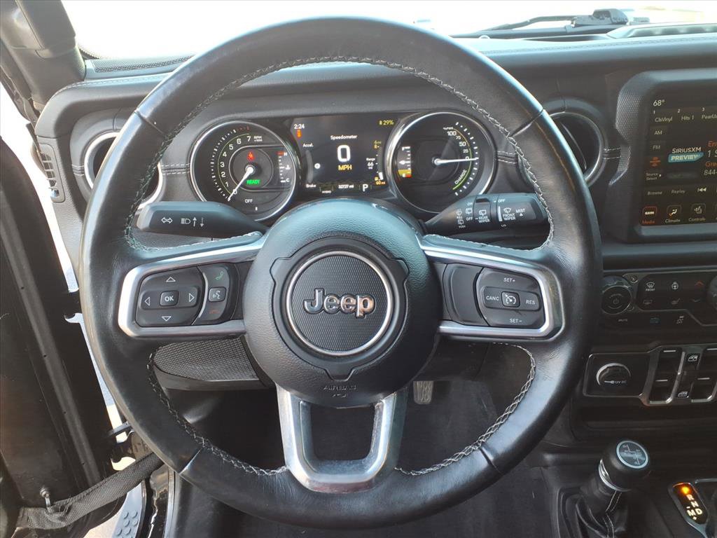 Used 2023 Jeep Wrangler Sahara w/ Cold Weather Group image 17