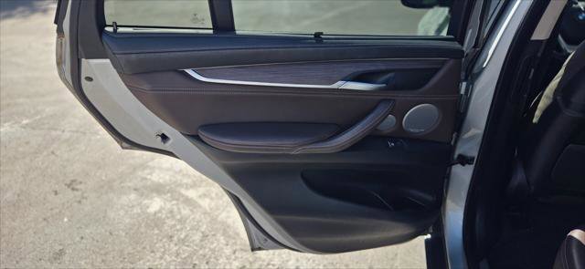 Used 2016 BMW X5 xDrive40e image 17