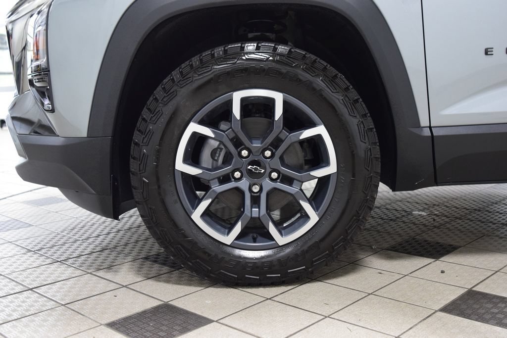 New 2027 Chevrolet Equinox ACTIV w/ Safety and Technology Package AWD/4WD image 28