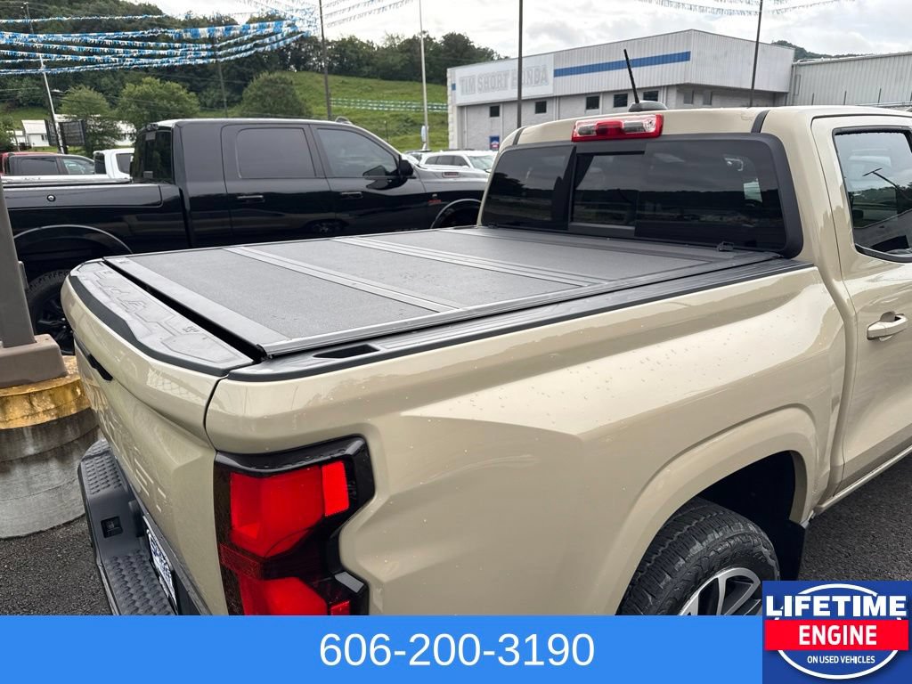 Used 2023 Chevrolet Colorado Z71 w/ Z71 Convenience Package 2 AWD/4WD image 10