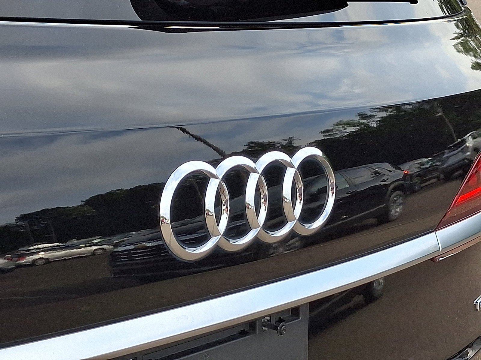 Used 2021 Audi Q7 2.0T Premium w/ Convenience Package AWD/4WD image 28
