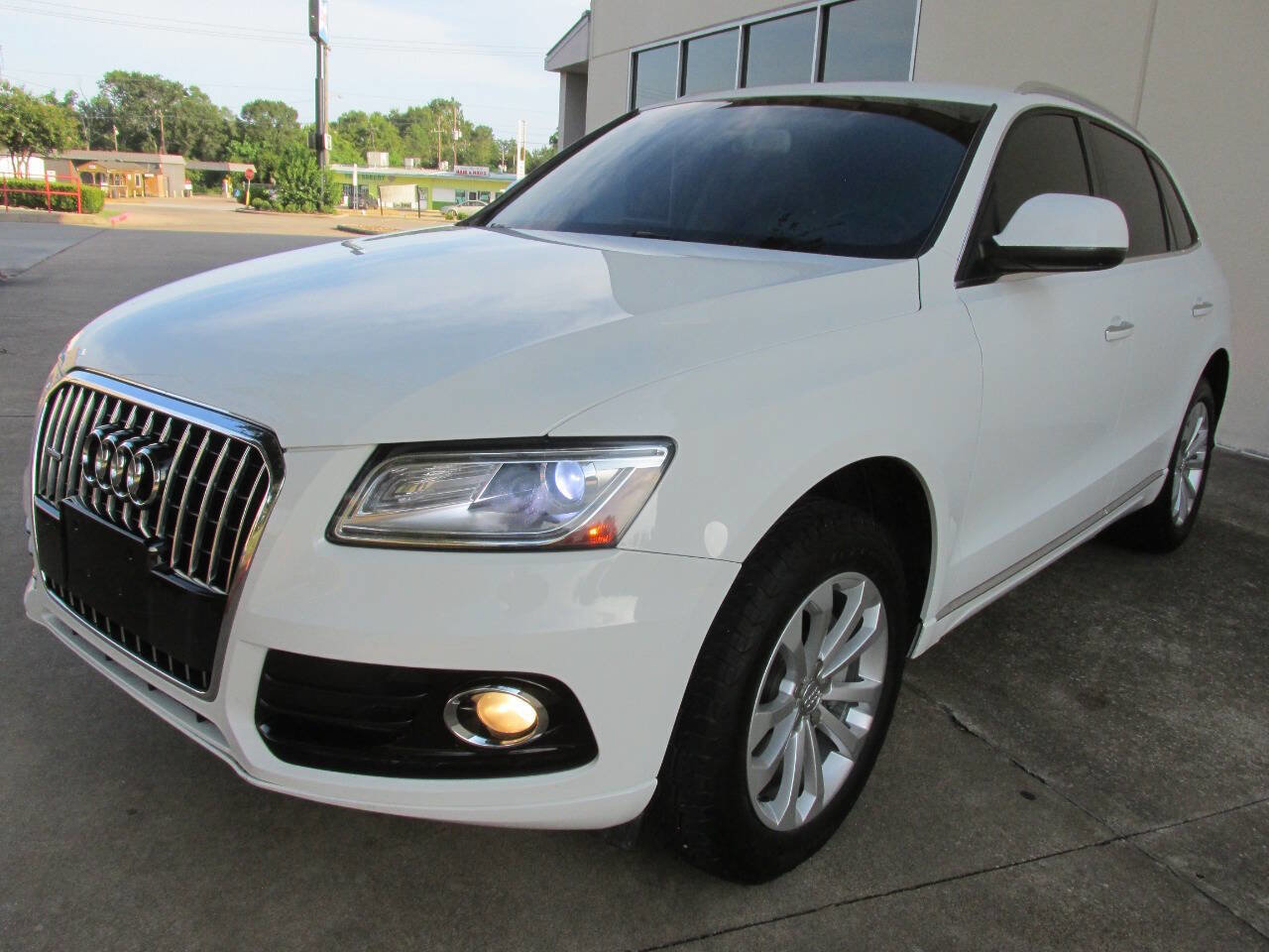 Used 2015 Audi Q5 2.0T Premium image 3