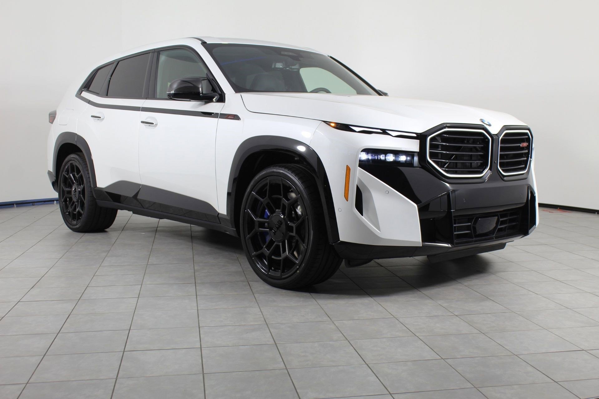 New 2026 BMW XM Label Red image 7