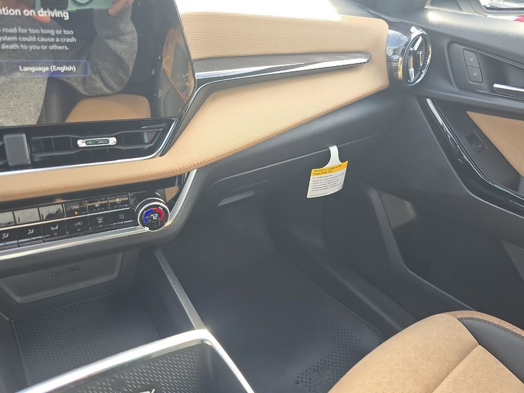 New 2026 Chevrolet Equinox ACTIV w/ Convenience Package III image 33