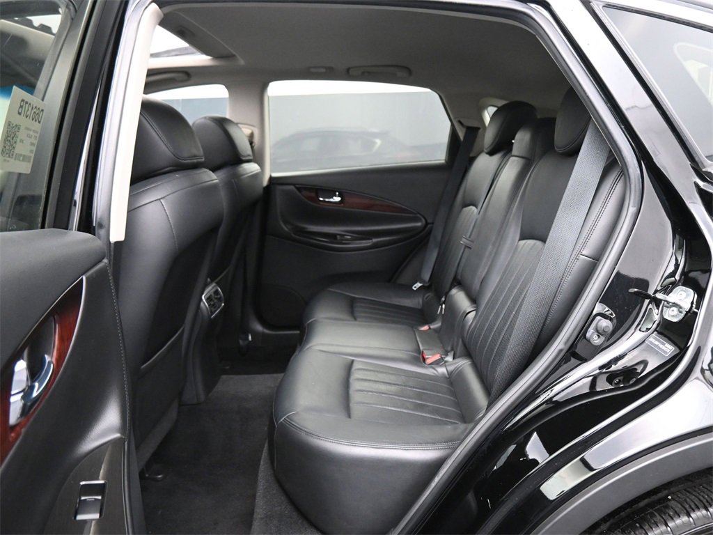 Used 2017 INFINITI QX50 2WD w/ Premium Plus Package image 16