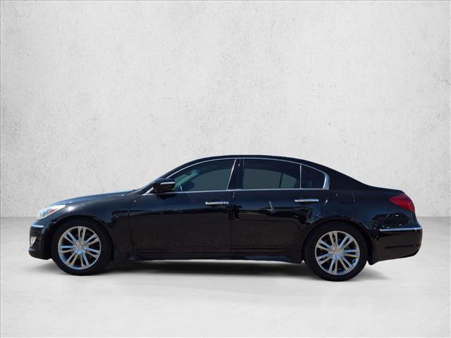 Used 2013 Hyundai Genesis 3.8 w/ Premium Pkg RWD image 9