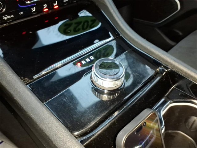 Used 2022 Jeep Grand Cherokee Altitude image 18