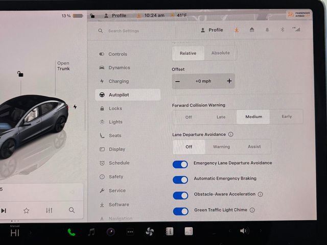 Used 2023 Tesla Model 3 Standard Range image 28