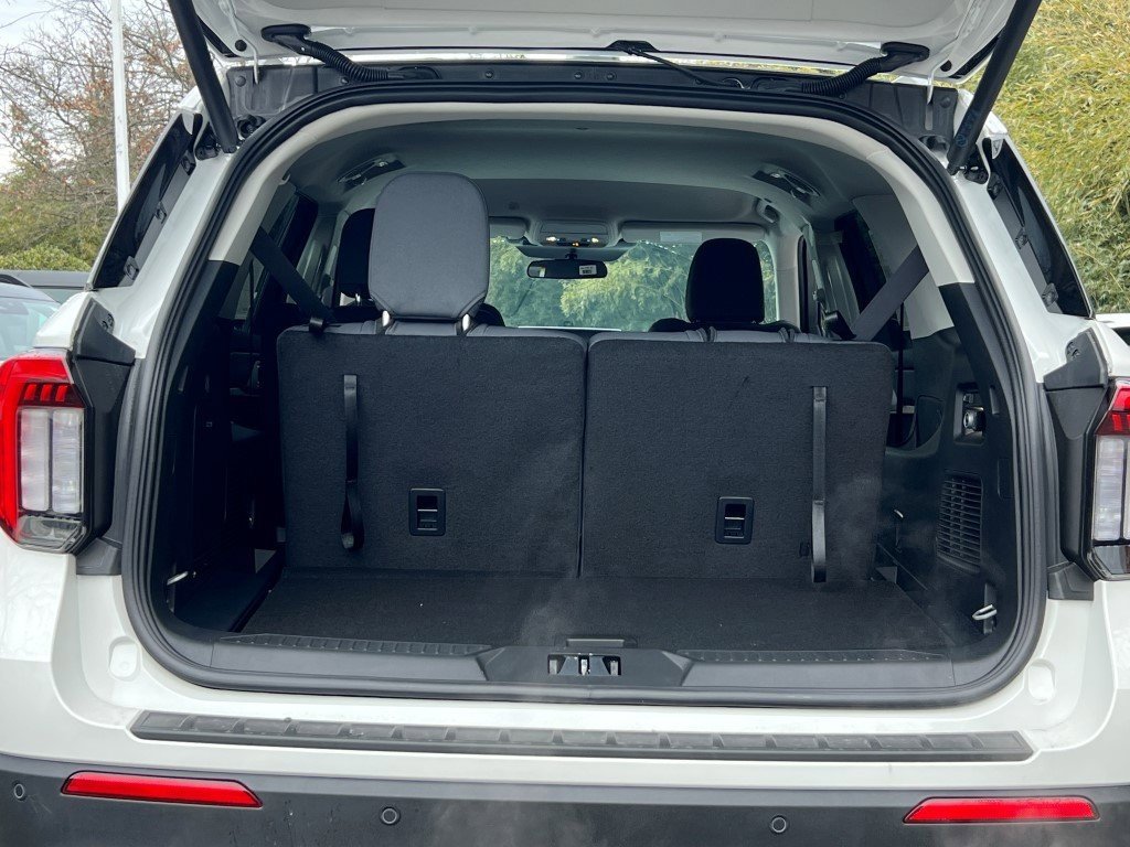 New 2026 Ford Explorer Active AWD/4WD image 13