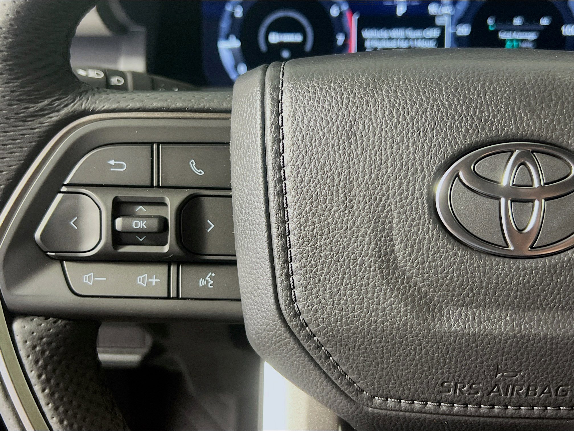 New 2025 Toyota Tacoma TRD Off-Road image 18