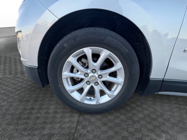 Used 2021 Chevrolet Equinox LS w/ LS Convenience Package FWD image 13