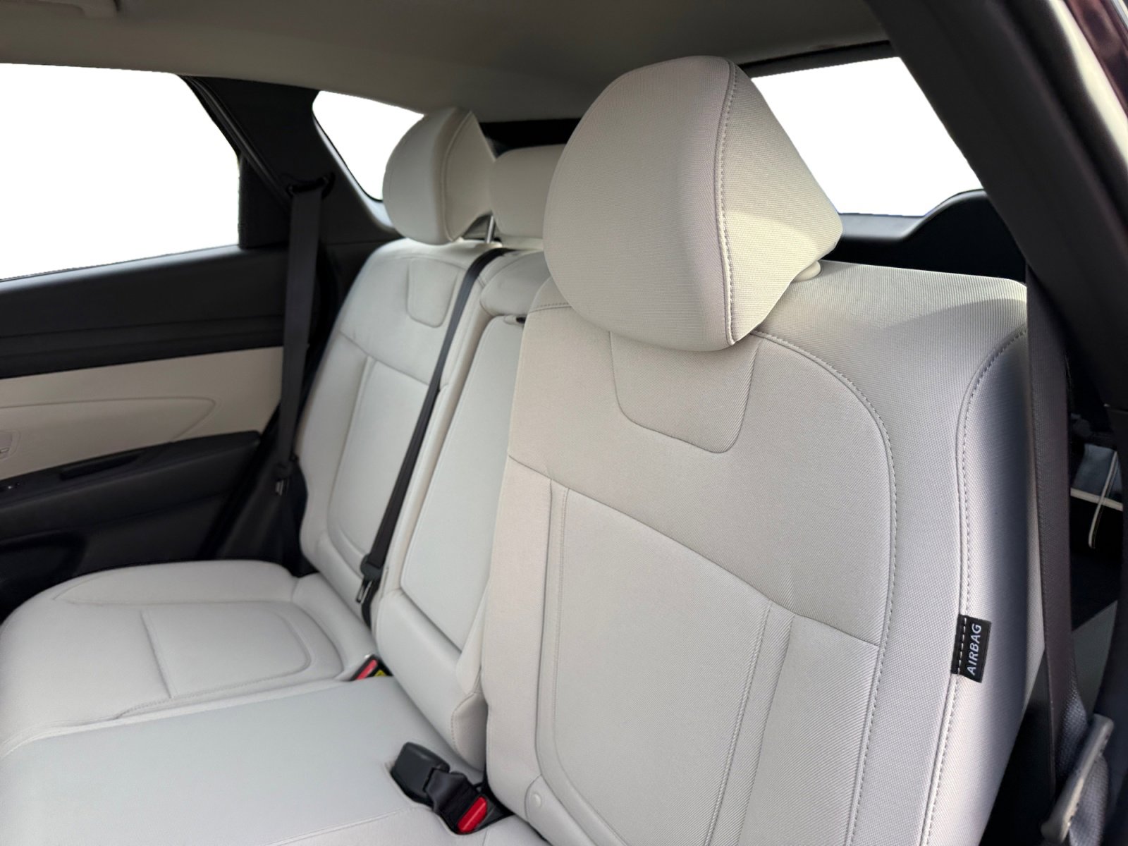 New 2026 Hyundai Tucson Blue SE image 16