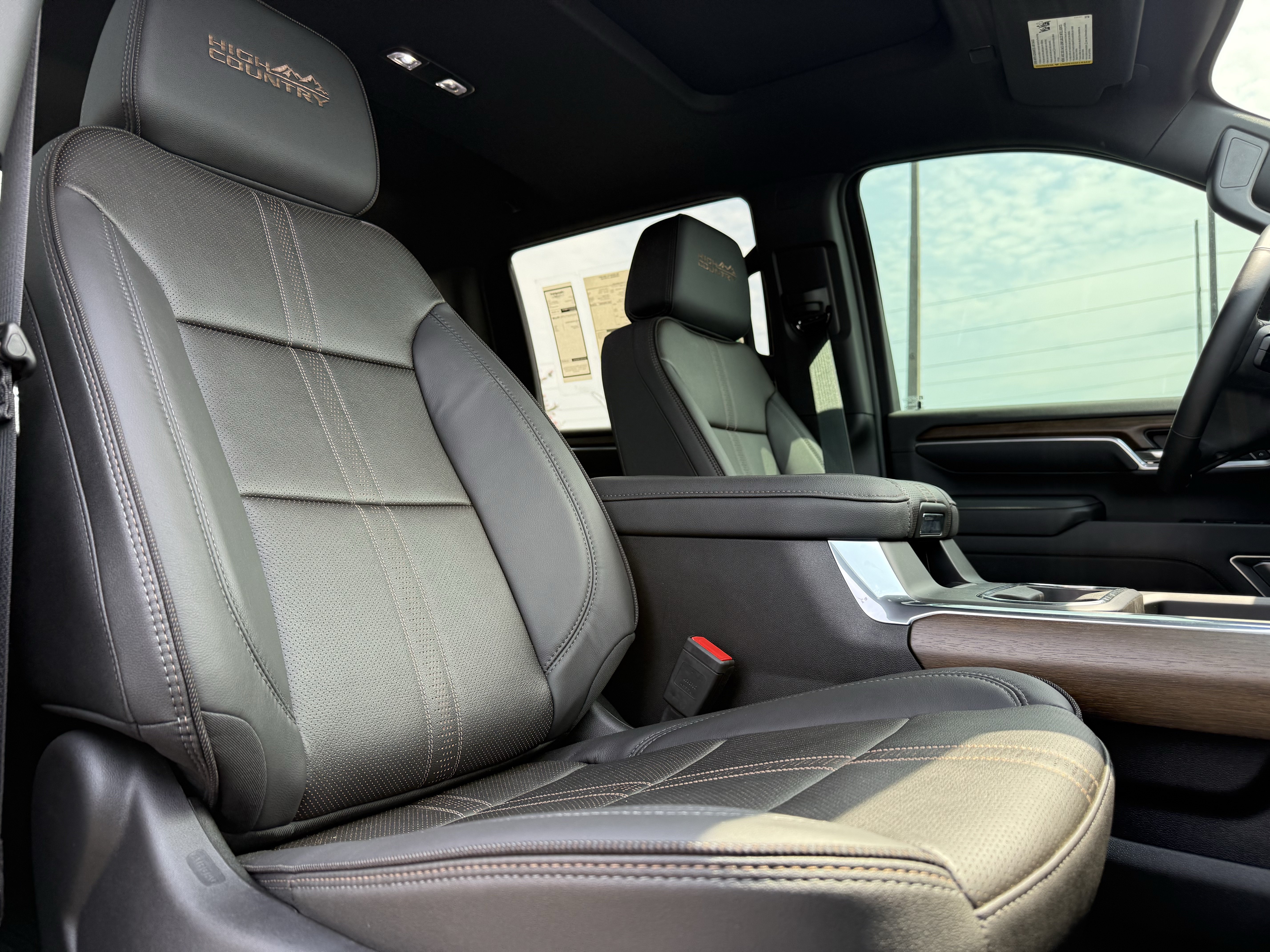 New 2026 Chevrolet Silverado 2500 High Country w/ Midnight Edition AWD/4WD image 34