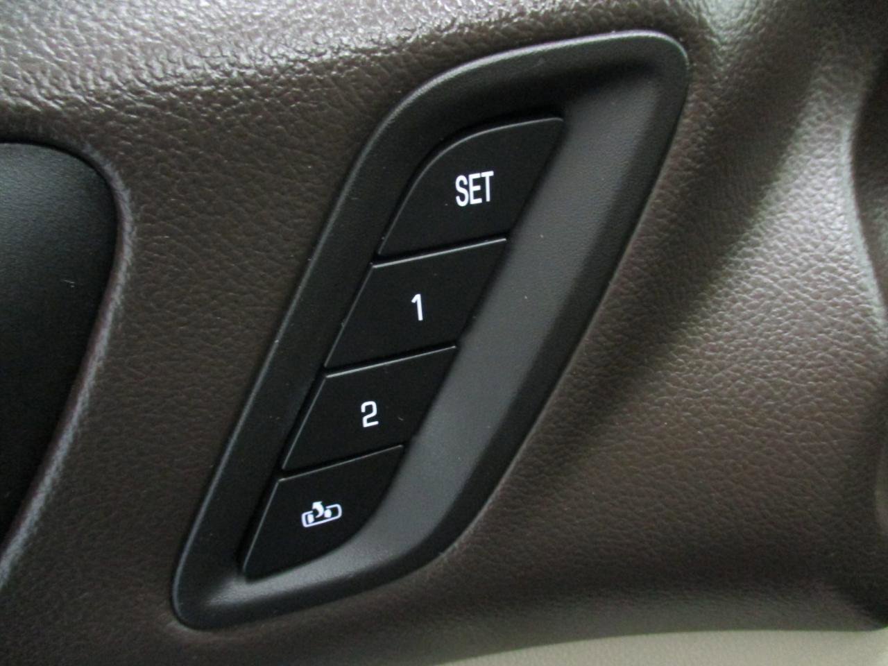 Used 2018 GMC Acadia Denali w/ Technology Package image 21