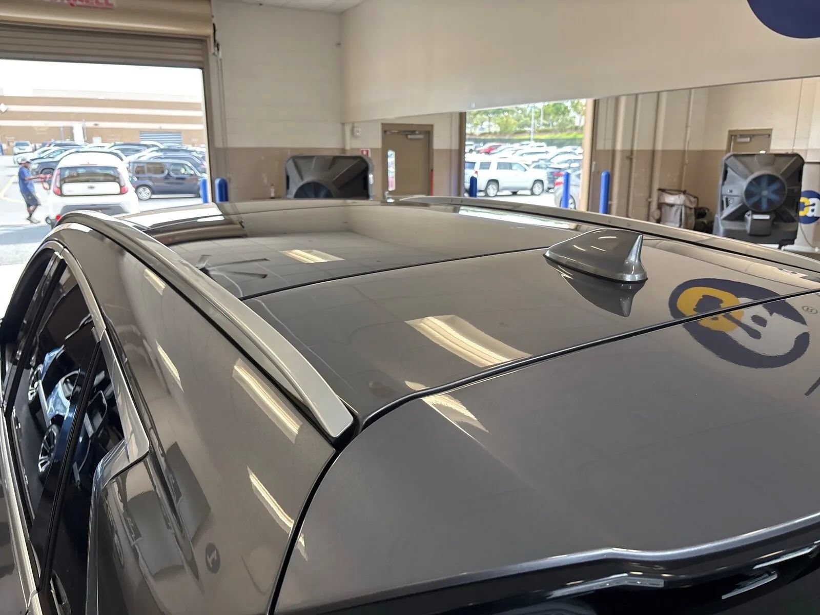 Used 2021 INFINITI QX50 Luxe FWD image 9