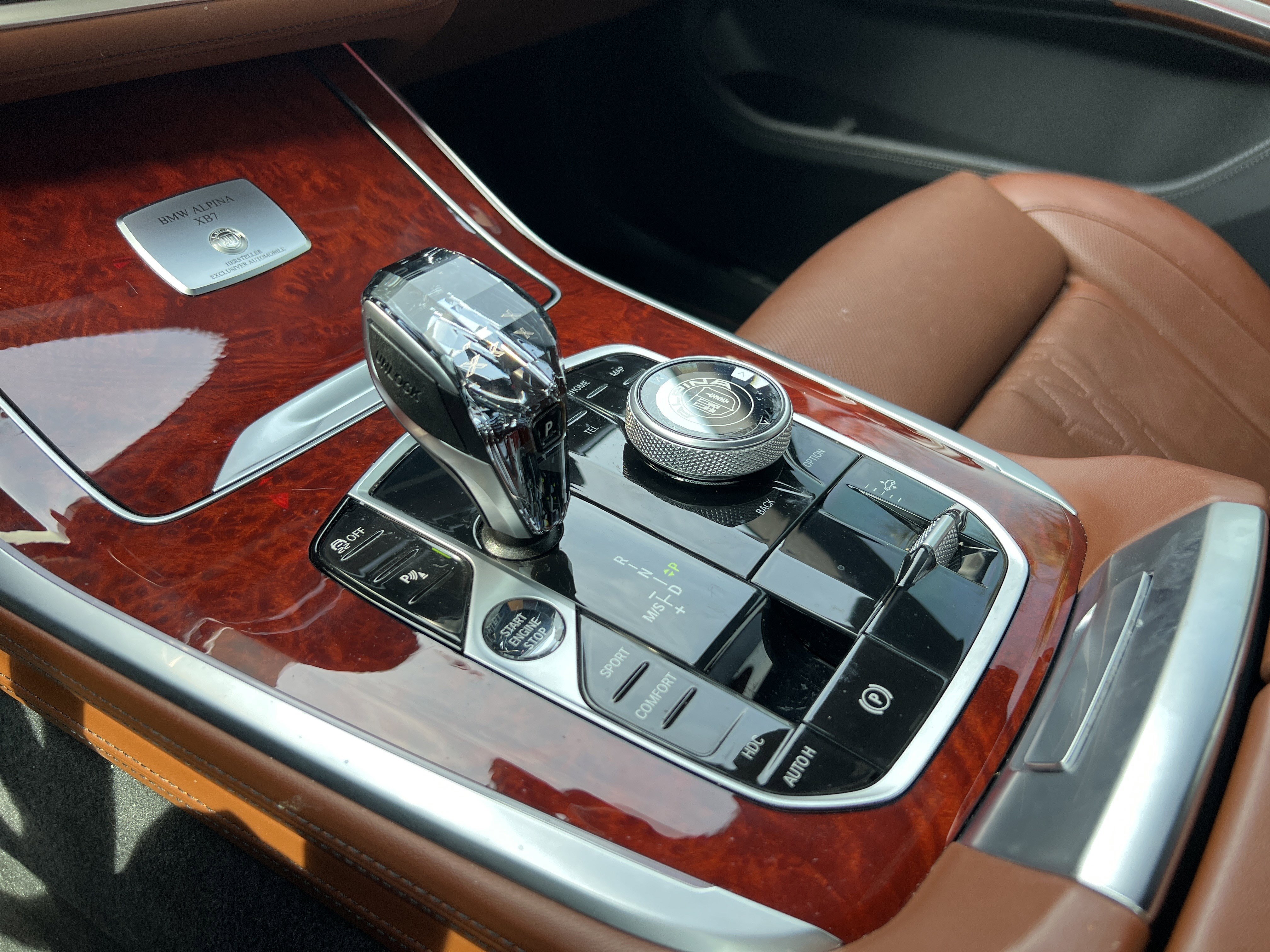 Used 2024 BMW ALPINA XB7 image 29