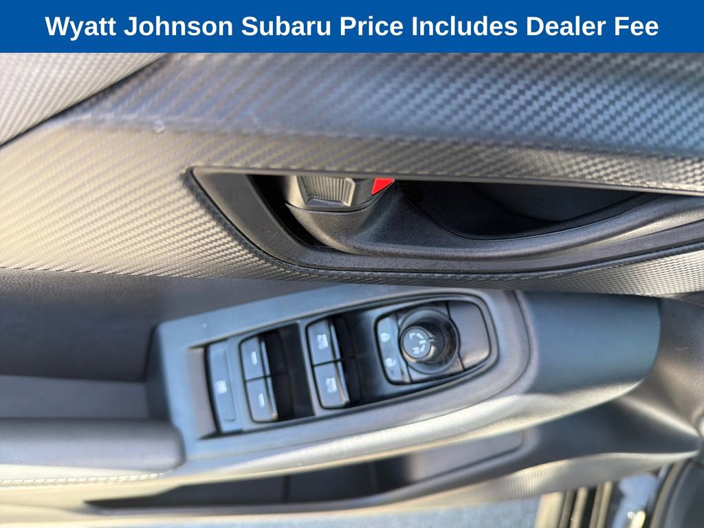 Used 2025 Subaru Crosstrek 2.0i Premium AWD/4WD image 17