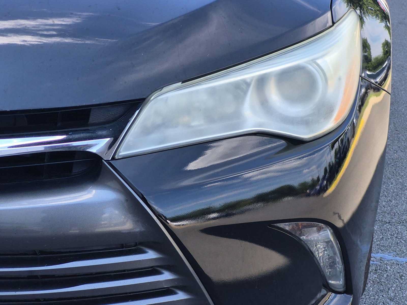 Used 2016 Toyota Camry XLE FWD image 11