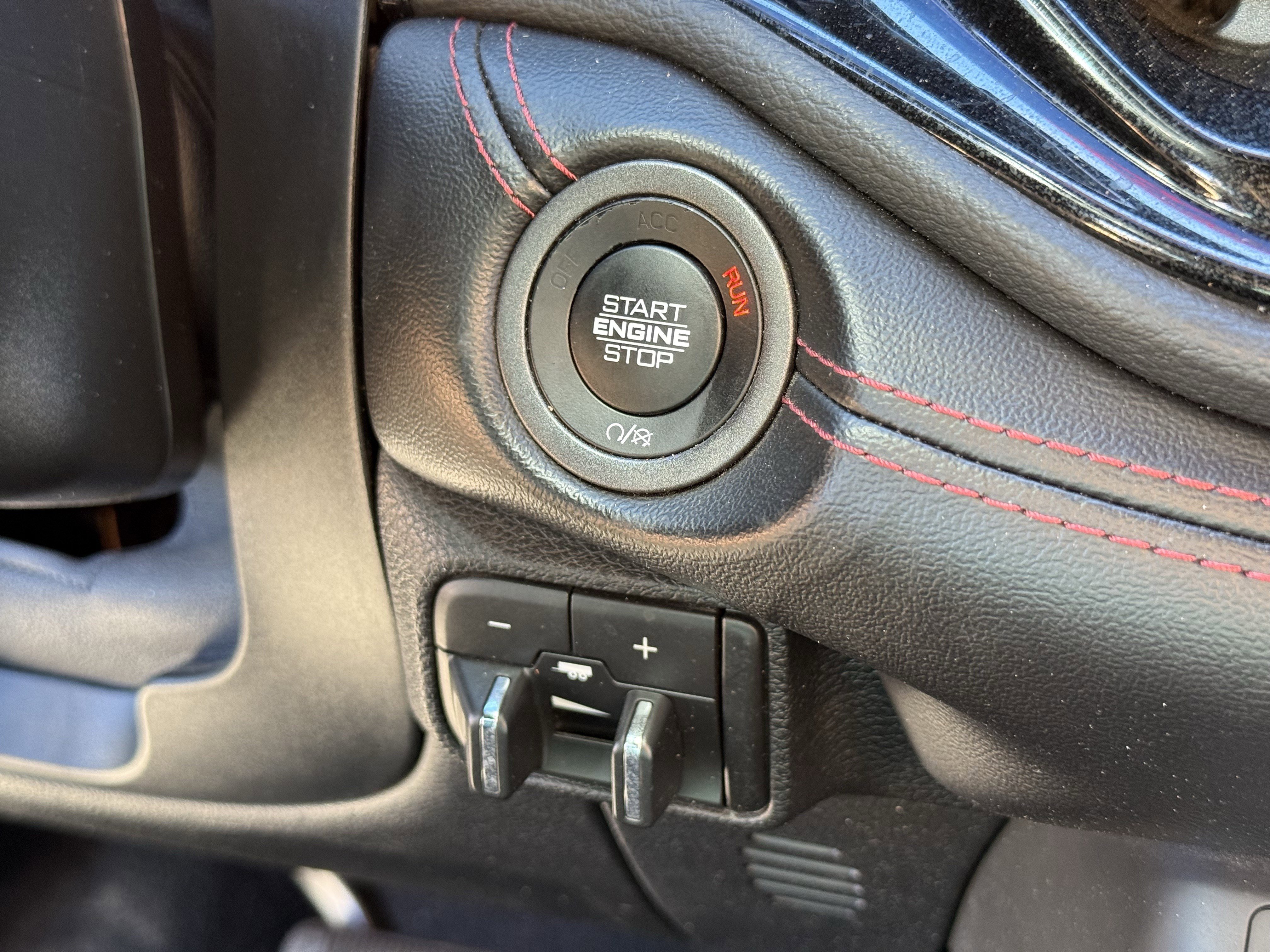 Used 2021 Dodge Durango R/T w/ Blacktop Package image 24