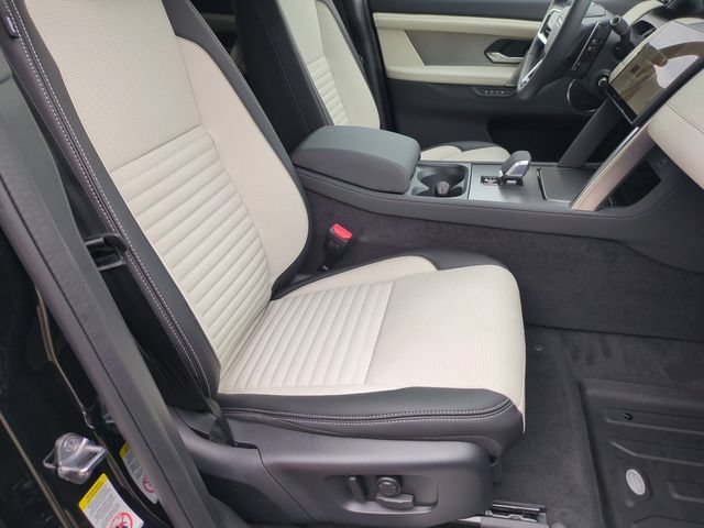 New 2026 Land Rover Discovery Sport Landmark AWD/4WD image 18
