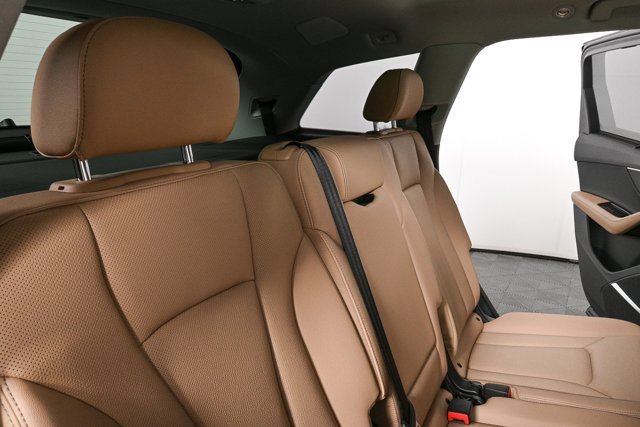 New 2025 Audi Q7 3.0T Premium Plus image 24