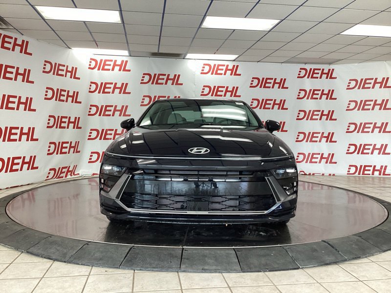New 2026 Hyundai Sonata SEL FWD image 2