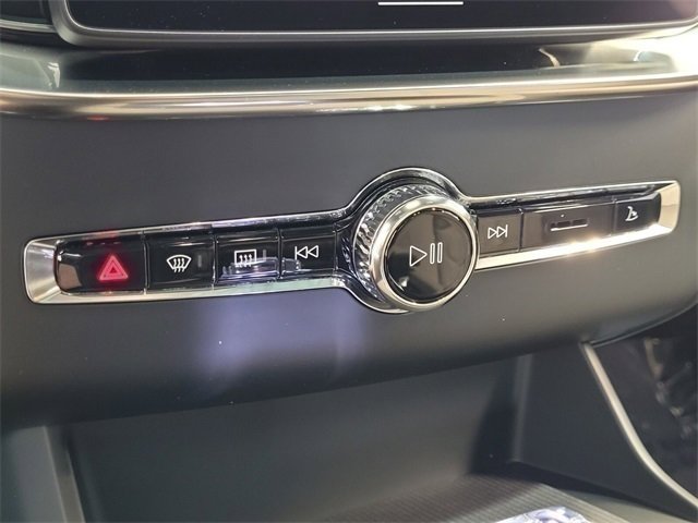 Certified 2026 Volvo XC90 B5 Plus w/ Protection Package image 23