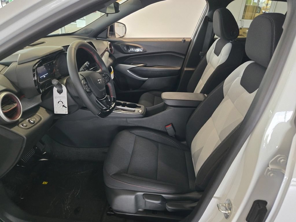 New 2026 Chevrolet Trax RS w/ Driver Confidence Package FWD image 19