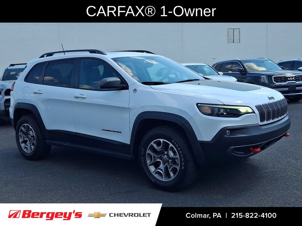 Used 2021 Jeep Cherokee Trailhawk w/ Sun, Sound & Nav Group AWD/4WD image 3