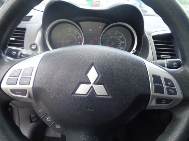 Used 2015 Mitsubishi Lancer ES image 25