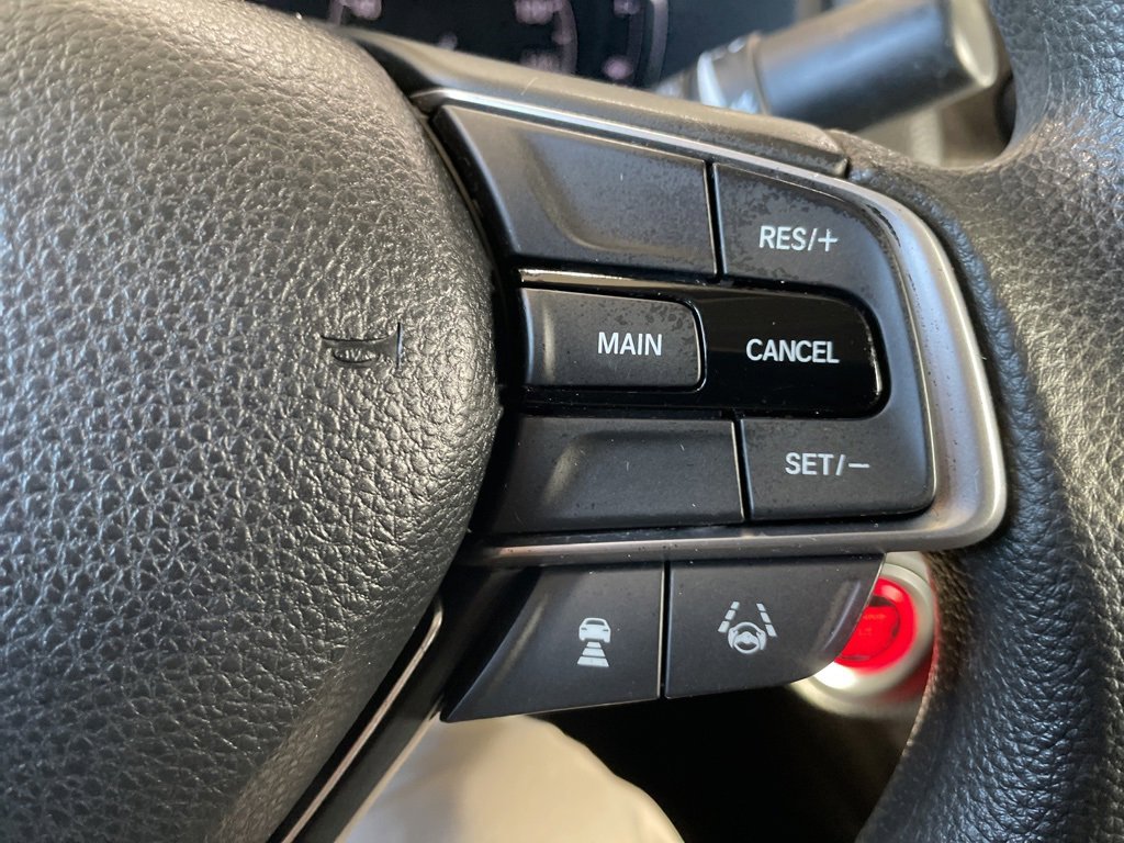 Used 2018 Honda Accord EX image 18