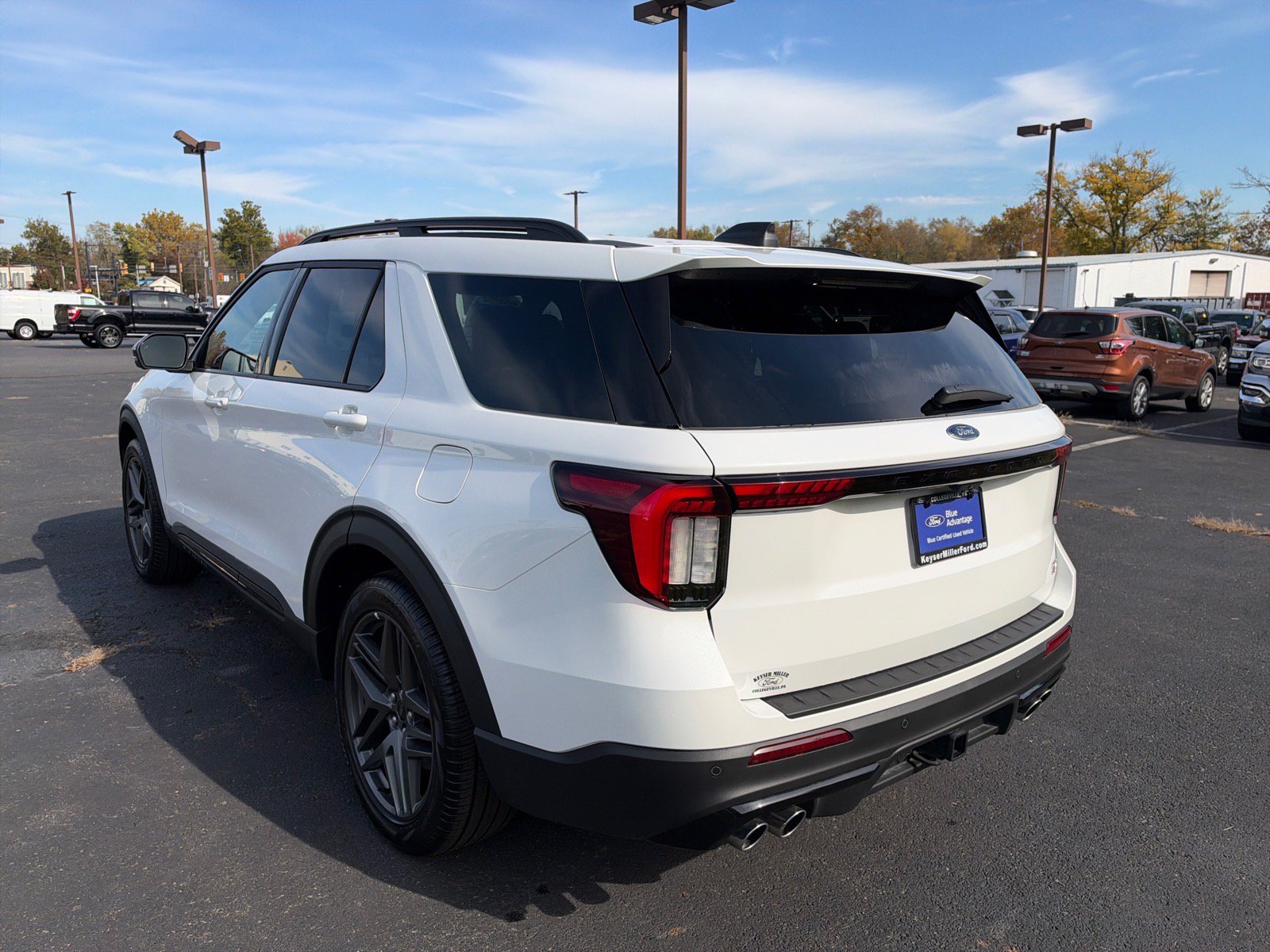 Used 2026 Ford Explorer ST AWD/4WD image 12