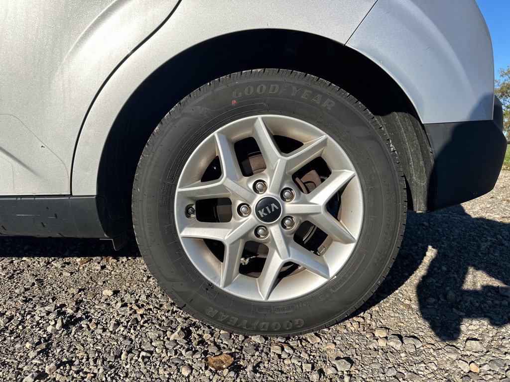 Used 2020 Kia Soul S FWD image 5