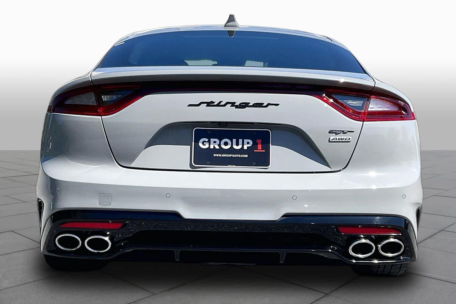 Used 2018 Kia Stinger GT2 AWD/4WD image 4