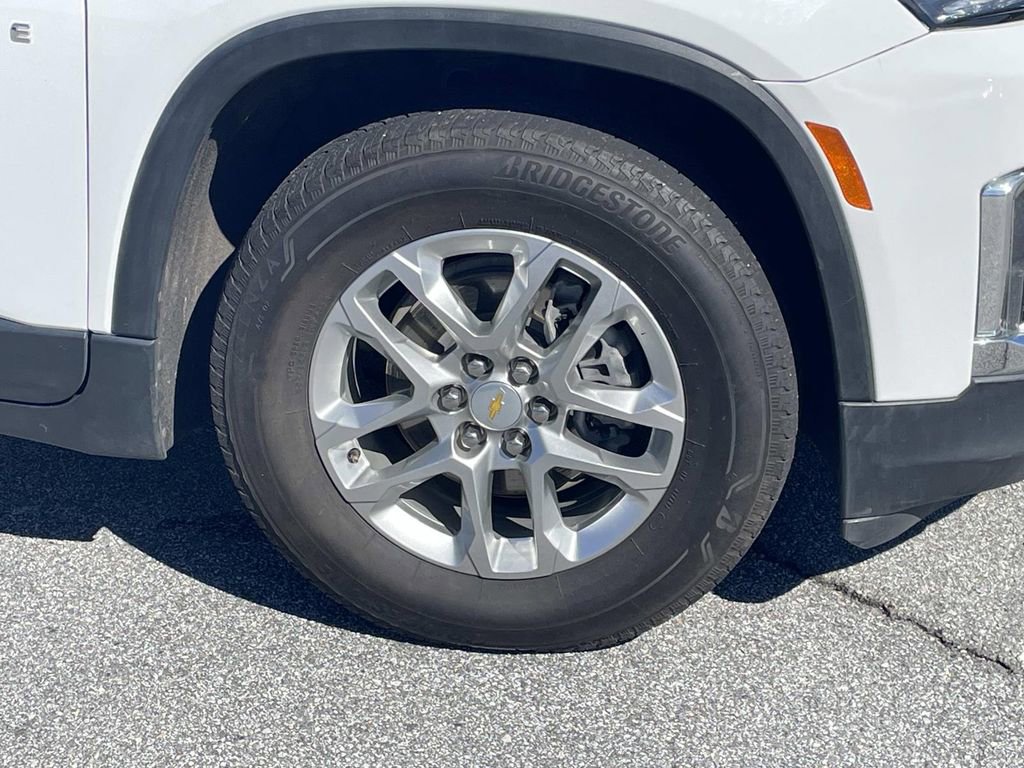 Used 2022 Chevrolet Traverse LS w/ LPO, Floor Liner Package image 10