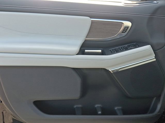 New 2025 Ford Expedition Platinum w/ Platinum Ultimate Package image 8