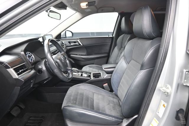 Used 2022 Mitsubishi Outlander SE AWD/4WD image 10
